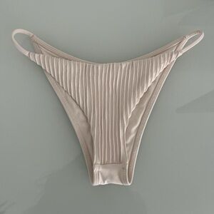 Ostra brasil triangle nervura bikini bottom in off white